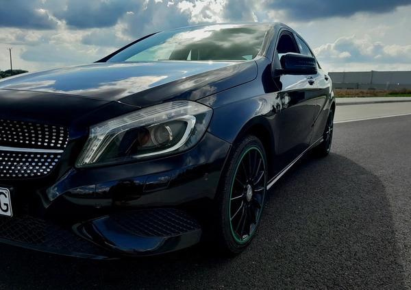 Mercedes-Benz Klasa A cena 59800 przebieg: 124000, rok produkcji 2015 z Mosina małe 254